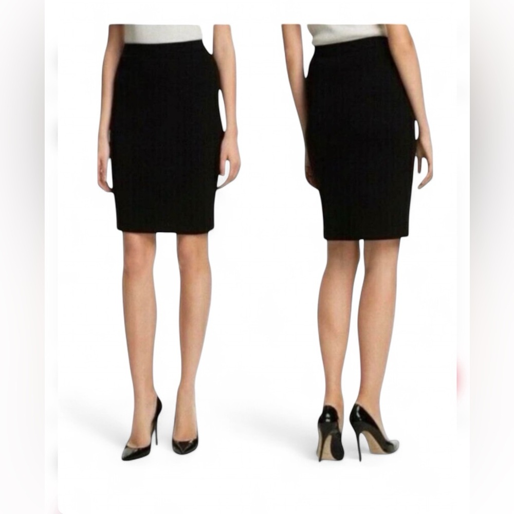 St. John Basics Santana Knit Pencil Skirt Black Pull-On Career Women’s Size 2